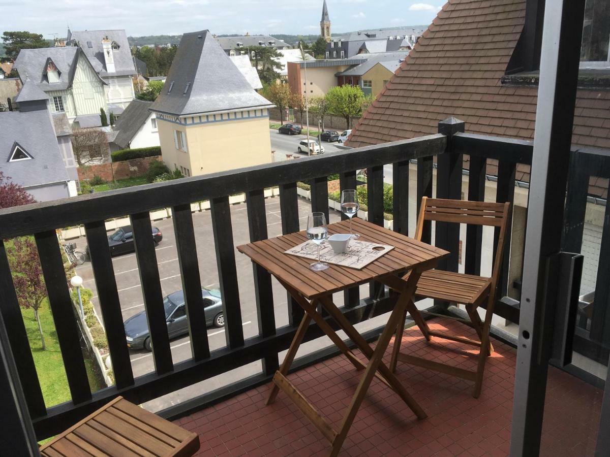 L'Atelier Des Planches Appartement Deauville Buitenkant foto
