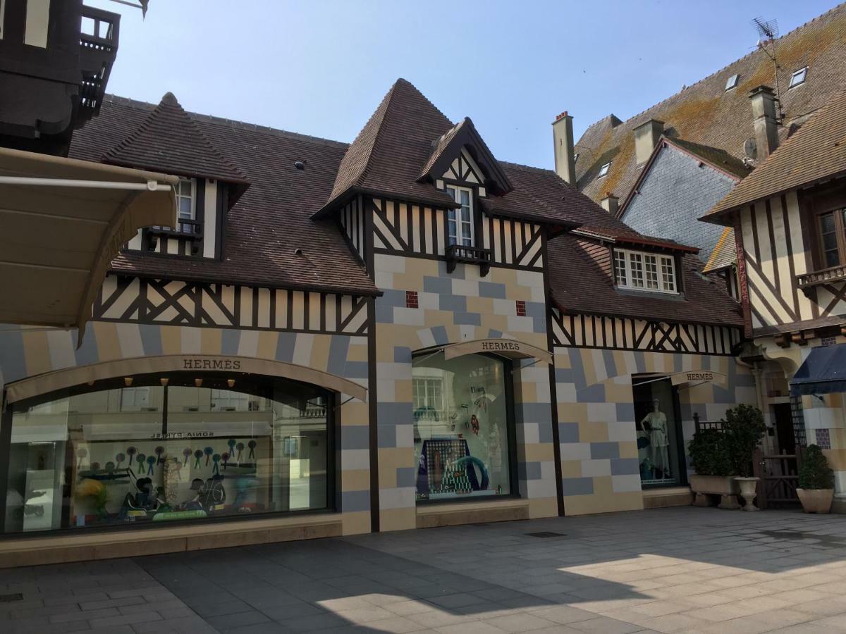 L'Atelier Des Planches Appartement Deauville Buitenkant foto